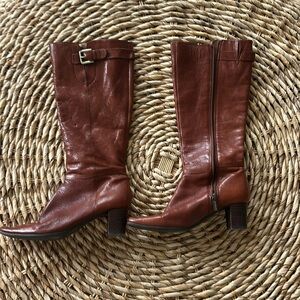 Bandolino Chestnut Leather Heeled Boots